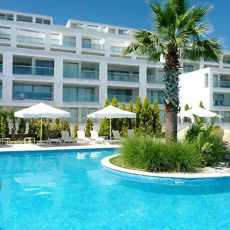 Horizon Sky Coconut 4 Apartment Kıyıkıslacık